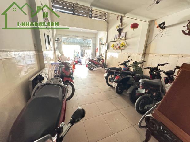 Bán nhà mặt tiền Đất Thánh Tân Bình, 4,2x22m cn 94m2, 4 tầng chỉ nhỉnh 17 tỷ