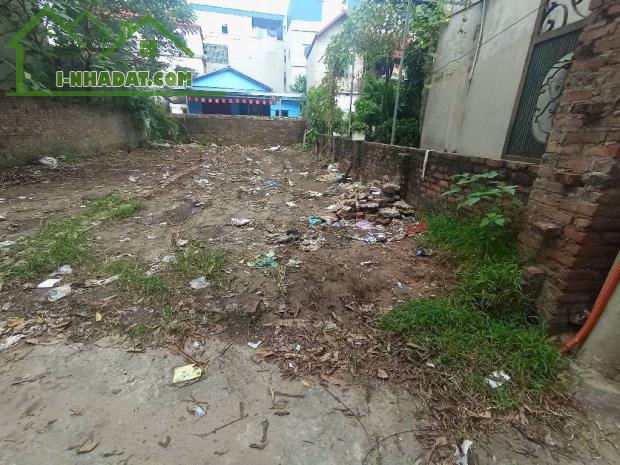 Bán đất Tân Phong, 8,5 tỷ, 76 m2, mặt tiền 4,3m, pháp lý đầy đủ, đẹp, nhiều tiện ích