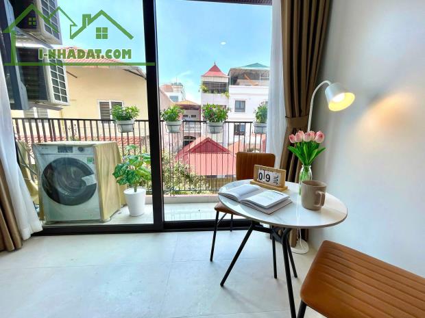 Hiếm! CCMN 75m2x7T thang máy, 10m ôtô tránh, dòng tiền vận hành 1.2 tỷ/năm phố Hồ Tùng Mậu