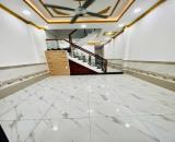 Bán nhà 1 Trệt 1 lầu 60m2 SHR thổ cư (P. Tân Vạn) chỉ 1,850 tỉ