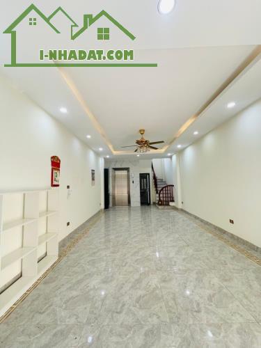 Đỉnh, đẳng cấp Vip 45m2, 7 tầng, thang máy, oto, gần phố, mới tinh - 3