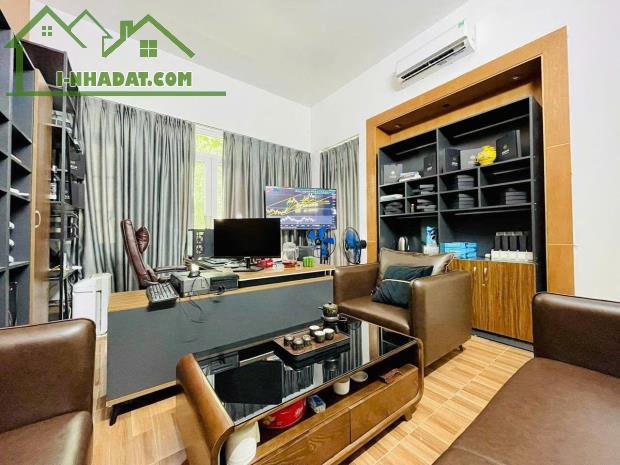 DO CẦN MỞ RỘNG VP LỚN HƠN NÊN CẦN NHƯỢNG LẠI VĂN PHÒNG TẠI MỸ ĐÌNH - 2