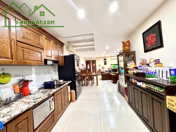 Cần bán Chung Cư 25 Lạc Trung - 150m2 x 3 Ngủ - Sổ full 150 - Đẹp long lanh - Hơn 12 tỷ - 1