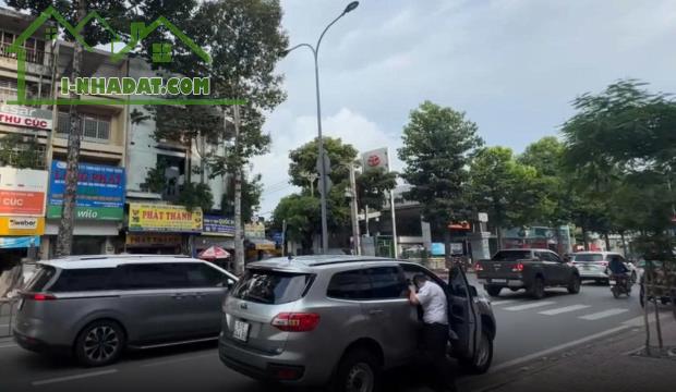 Hiếm! Bán nhà MT Lý Thường Kiệt P7 Tân Bình, 4x24m2 Cn 95,2m2 KC 5 tầng chỉ 25 tỷ - 2