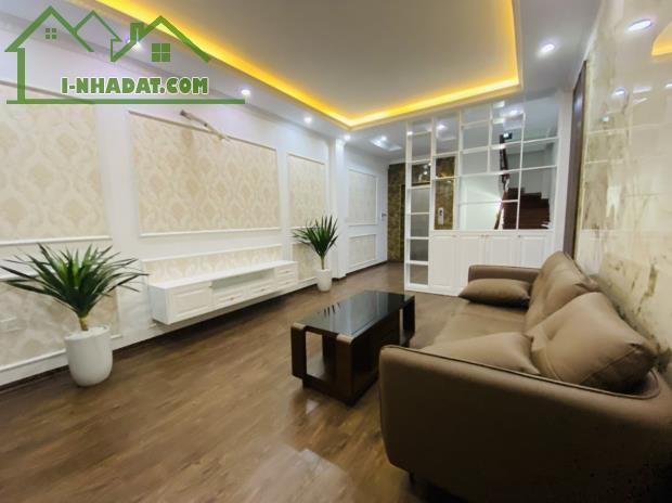 Nhà Tân Lập, Đan Phượng 45M 6 Tầng, thang máy, nội thất đẹp, ô tô đô giá 7.65 tỷ - 2