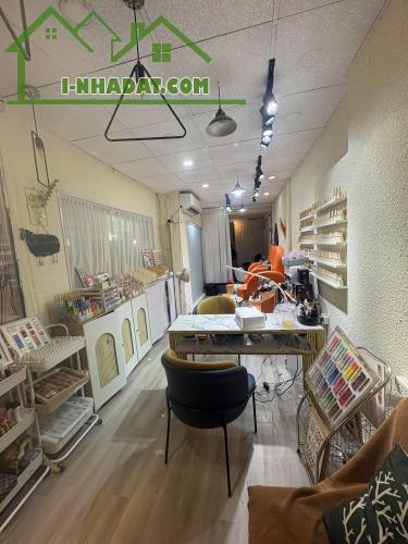 Do chuyển về quận 9 ở lên bt xa quá nên mình sang lại mặt bằng không sang đồ nghề - 1