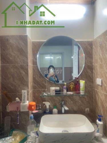 CHÍNH CHỦ CHO THUÊ CĂN HỘ RỘNG 140m² – 120 HOÀNG QUỐC VIỆT - 1