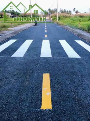 Bán nền đất 86m2 full thổ cư khu tái định cư phường 7,đã có sổ hồng