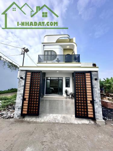 Nhà lầu mới xây dựng đường oto P9, Tp Mỹ Tho, Tiền Giang