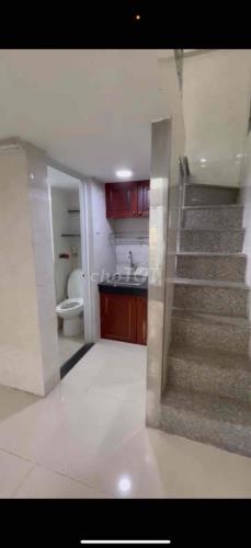 PASS PHÒNG GÁC LỬNG CỬA SỔ TRỜI – TÂN BÌNH – DỌN Ở NGAY