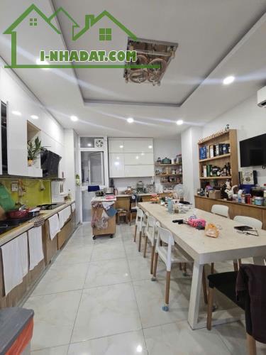 Giảm mạnh 1tỷ -Chỉ còn 15.5 Tỷ- nhà 6 tầng - Trường Sa- Phú Nhuận - 4.6x15m- hẻm nhựa 6m - 1