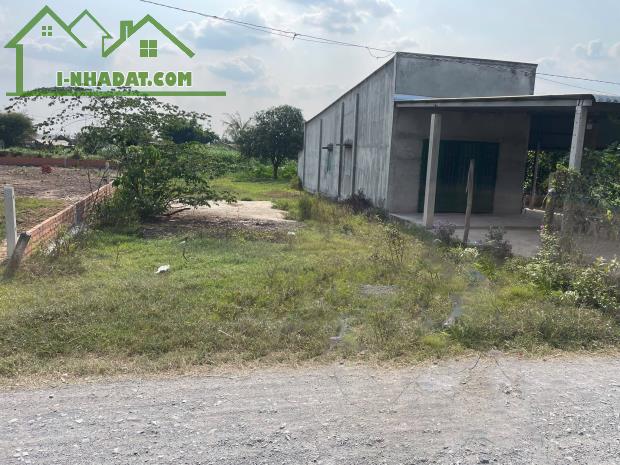 Bán đất xã Tân Mỹ, Đức Hòa dt 385m2 ( có 165m2 thổ ) đường đá xanh 5m giá 1,9 tỷ - 4