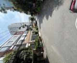 Nhà đẹp ở ngay, 51m² nở hậu, 5 tầng, 4PN, HXH sát nhà ngay Tô Hiến Thành chỉ hơn 7 tỷ
