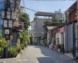 Phân khúc hiếm, bán đất Trâu Quỳ Gia Lâm 43m - nhỉnh 4 tỷ - ô tô đỗ cửa- cách 10m ô tô trá