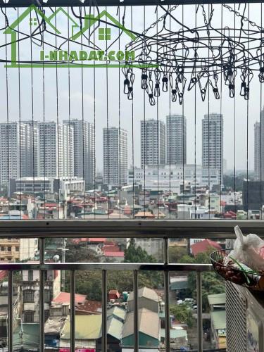 Bán chung cư 18 Tam Trinh - 310 Minh Khai - 100m2 x 3 ngủ 2 vs - Tầng 9 - SĐCC - 1