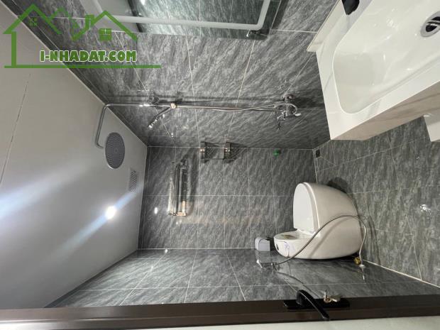 CHUNG CƯ HÀNG HIẾM – VỊ TRÍ ĐẮC ĐỊA – TRUNG TÂM CẦU GIẤY -Ô TÔ CHÂN CẦU THANG _62M2 - 4