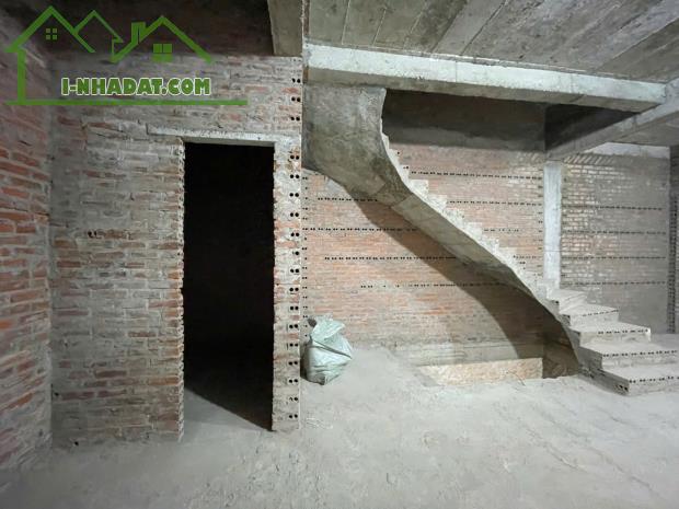 BIỆT THỰ KDT MỚI CẦU BƯƠU- THANH TRÌ, 125 M2,  MẶT TIỀN 8 M, GIÁ 22 TỶ. - 3