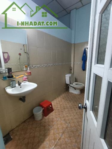 Nhà Đỗ Xuân Hợp, Phước Long B – Xe hơi vào nhà – 174m², NỞ HẬU - 2