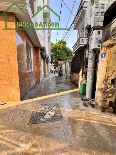 Nhà lô góc Liêm Mạc - Bắc Từ Liêm - 2