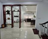 🔥Bán Nhà Chùa Láng, Ôtô Đỗ Cửa, Gần ĐH Ngoại Thương, Cho Thuê 40Tr/Tháng, DT 50m2, 5T