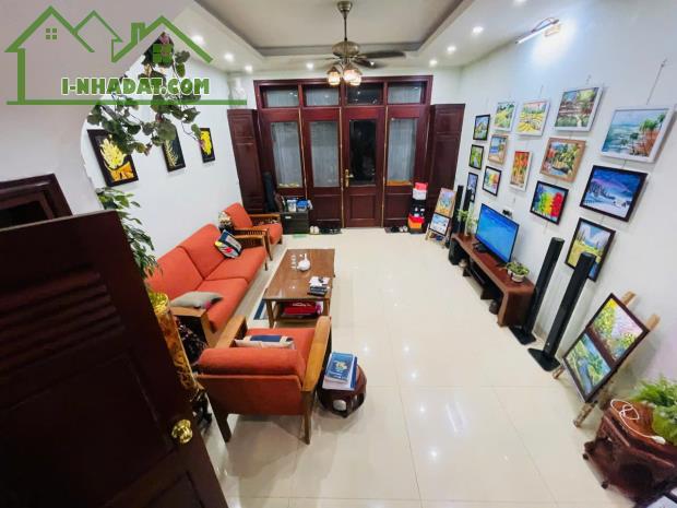 Bán nhà liền kề 60m2 5 tầng 16 tỷ khu Phú Diễn Phân lô đẹp oto tránh - 1