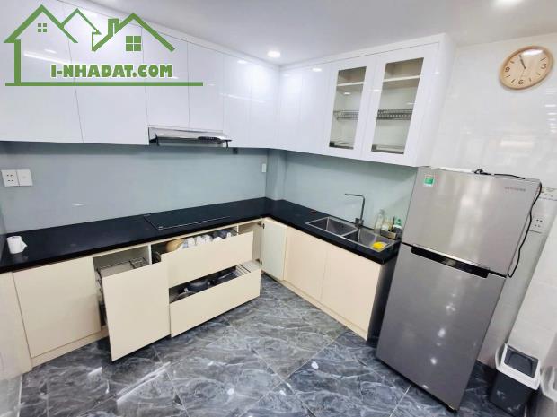 Nhà mới 5 tầng HXH đường Nguyễn Trãi P7Q5 - 3