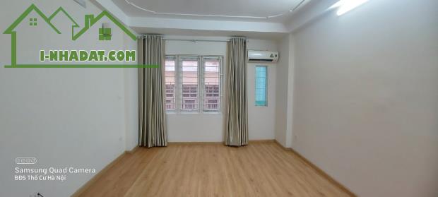 Bán nhà giáp khu DV Vạn Phúc-Hà Đông. 25m2x5T, ôtô đỗ sát nhà. Giá 6,15 tỷ. Lh 0984672007 - 3