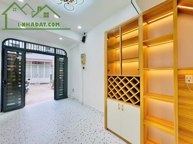 Bán nhà mới đẹp Phan Văn Trị 41m2 hẻm 6m – Giá 4,95 Tỷ tl.