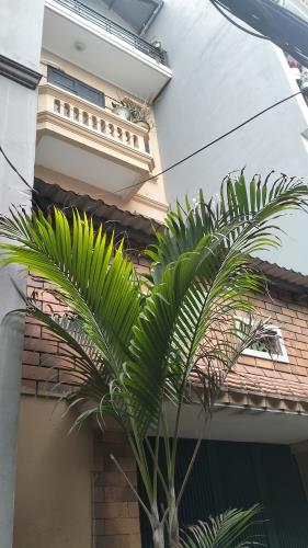 Bán nhà gấp chỉ cách phố Lê Văn Lương 50m - 2