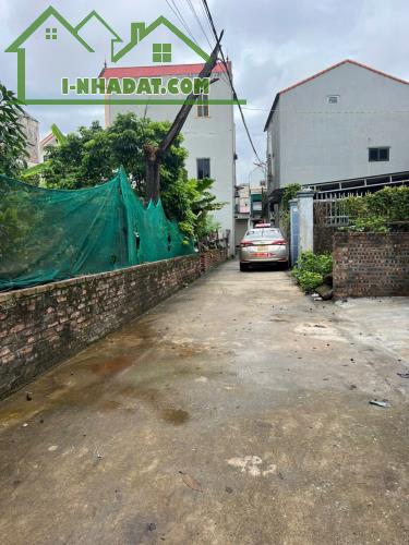 Hơn 60m² gần Vin Cổ Loa cực hiếm có, đường thông thoáng ô tô 5 chỗ vào tận đất.