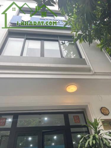 CHO THUÊ NHÀ Vinhomes Gardenia Hàm Nghi, DT 93m, 5 Tầng, MT 6m, THÔNG SÀN, THANG MÁY