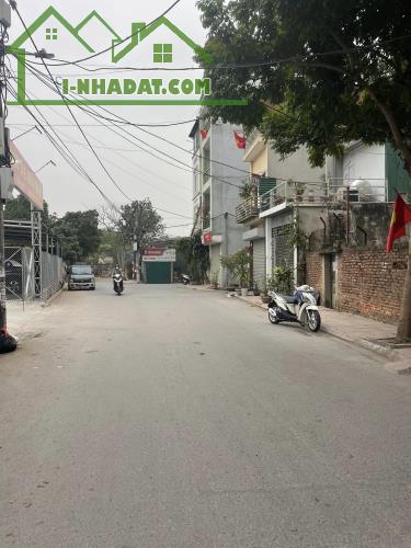 Đất Vàng Gia Quất 42m2 Nhỉnh 8 Tỷ Vỉa Hè, Ô Tô Tránh Dừng Đỗ Ngày Đêm, Kinh Doanh Bất Chấp - 2
