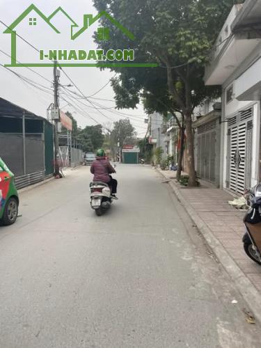 Đất Vàng Gia Quất 42m2 Nhỉnh 8 Tỷ Vỉa Hè, Ô Tô Tránh Dừng Đỗ Ngày Đêm, Kinh Doanh Bất Chấp - 1