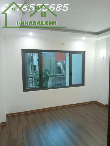 BÁN NHÀ 5 TẦNG, 3 PHÒNG NGỦ, TRƯƠNG ĐỊNH - HOÀNG MAI - GIÁ 6.6 TỶ - quyền sở hữu đất đai - 2