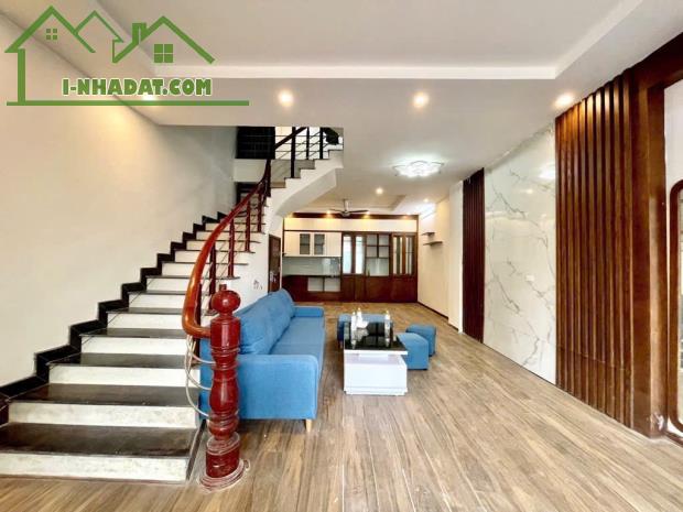 Chính chủ cần bán nhanh liền kề Văn Phú - Hà Đông, dt 50m2 x 4 tầng, mặt tiền 5m, giá vô