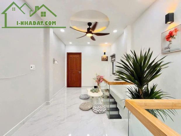 Nhà HXH, Ngã 5 bình Hòa , 68m, 3pn, ở ngay, giá 7 tỷ nhỉnh - 1