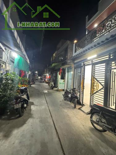 NHÀ BÁN LÊ VĂN QUỚI - BÌNH TÂN - DT 4x12 - 2 TẦNG - HẺM XE HƠI - NHÀ MỚI - GIÁ 4,45 🧄 LH - 5