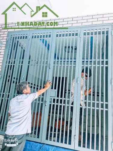 CHÍNH CHỦ Cần Bán Gấp 1 Trệt 2 Lầu Tại Phường Tân Kiểng, Quận 7, Tp Hồ Chí Minh - 1
