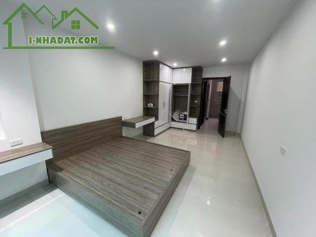 Cực hiếm , nhà đất Cổ Nhuế , DT 36m, 5 tầng , ôtô kinh doanh, giá cực rẻ chỉ 8 tỷ hơn xíu - 3