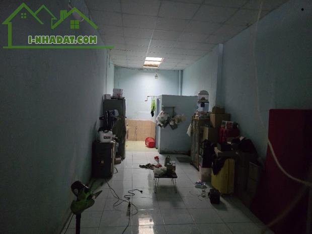 Bán gấp nhà mặt tiền kinh doanh sầm uất Chánh Hưng 51m2, SHR, tặng GPXD 3 tầng chỉ 4.9 tỷ.