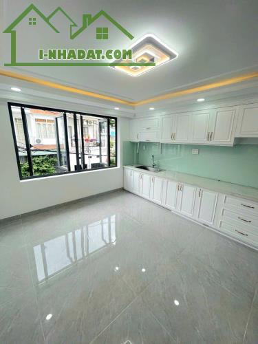 NHÀ MỚI 4 TẦNG XÂY 2025  - NGAY GIGAMALL PHẠM VĂN ĐỒNG - P.HIỆP BÌNH CHÁNH,THỦ ĐỨC - 5