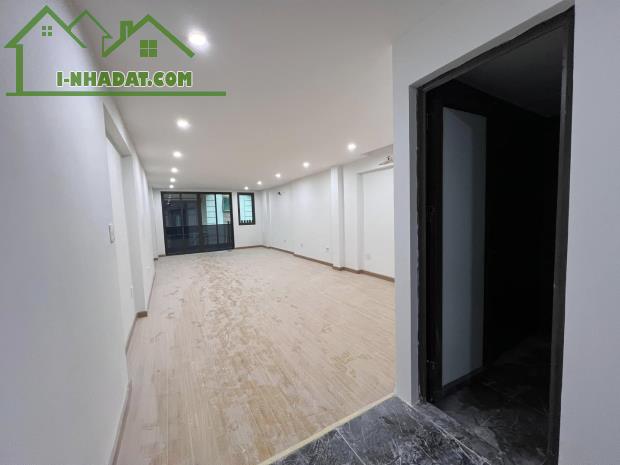 (Duy Nhất) Bán nhà phân lô Nguyễn Khang 75mx7T thông sàn thang máy MT rộng oto KD cách - 2