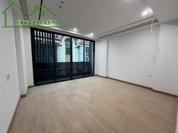 (Duy Nhất) Bán nhà phân lô Nguyễn Khang 75mx7T thông sàn thang máy MT rộng oto KD cách