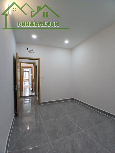 Bán nhà ngay CHỢ - hẻm Trần Đình Xu Quận 1 hẻm 6m nhà 3L 4pn 3wc Giá TLcc - 5
