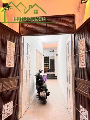Nhà đẹp,khâm thiên, ngõ nông,rộng , gần phố,DT,33m-4T-MT2/5M, giá chỉ 6.3 tỷ - 4