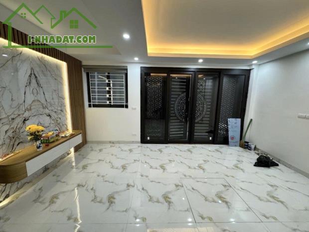 SIÊU PHẨM THÁI HÀ-NHÀ MỚI-7 TẦNG THANG MÁY ĐẸP NHƯ KHÁCH SẠN 5* - 3