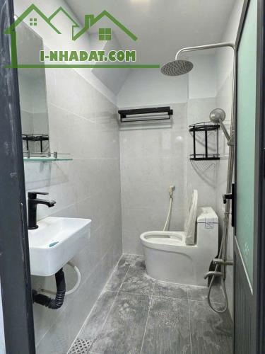 Nhà hẻm dt 30m2 1 lầu 2pn 2wc đường Nguyễn Sáng, p Tây Thạnh giá 3,7 tỷ - 2