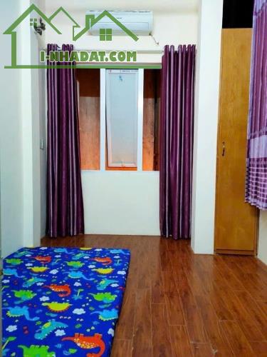 chính chủ bán nhà Ngõ 28 Văn Hương 4.5 tầng, Kinh doanh, 2PN, SĐCC. LH 0904509948 - 3
