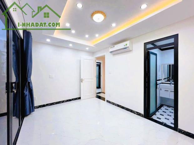 BÁN NHÀ ĐẸP ĐƯỜNG THÍCH QUẢNG ĐỨC, PHÚ NHUẬN. 4 TẦNG, DTSD 160 M2, BỀ NGANG KHỦNG 8M HIẾM. - 4