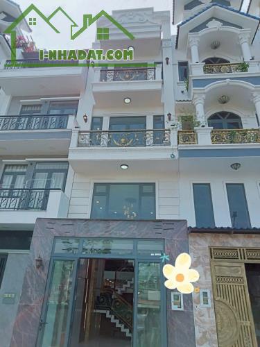 Bán Nhà Mặt Tiền Giá Rẻ Chỉ Việc Dọn Vào Ở Tại Đường 11 , Trường Thọ , Thủ Đức